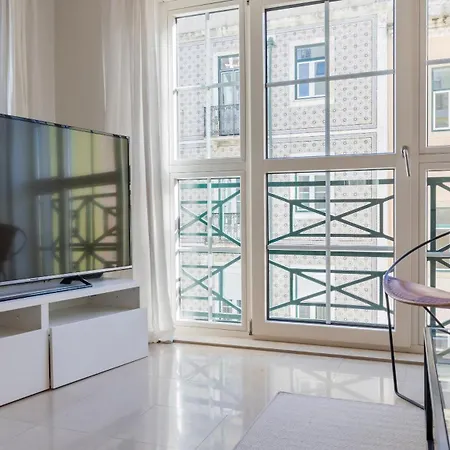 Stylish With Parking By Lovelystay Apartamento