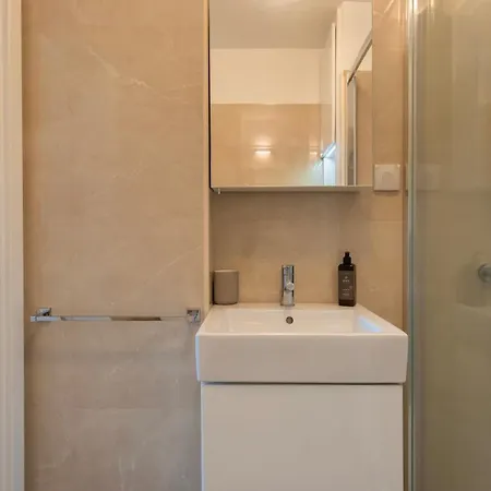 Stylish With Parking By Lovelystay Apartamento Lisboa