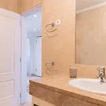 Stylish With Parking By Lovelystay Apartamento *