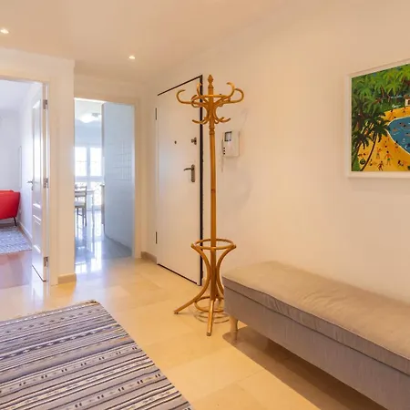 Lägenhet Stylish With Parking By Lovelystay *