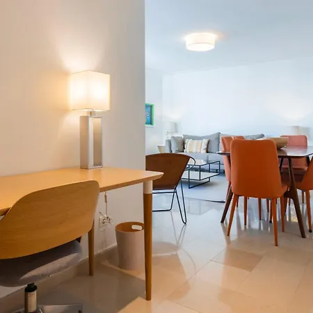 Stylish With Parking By Lovelystay Lägenhet Lisboa