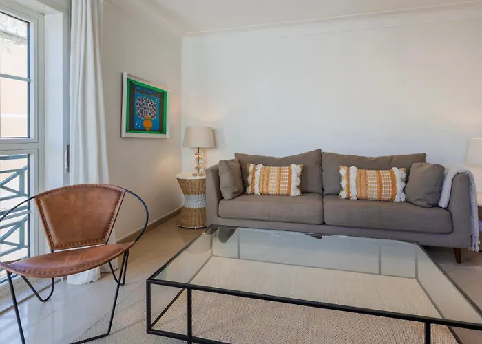 Stylish With Parking By Lovelystay Apartamento Lisboa