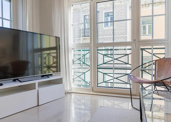 Stylish With Parking By Lovelystay Apartamento