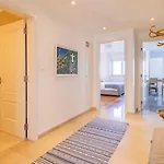Appartement Stylish With Parking By Lovelystay Lisboa