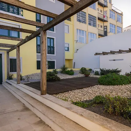 Stylish With Parking By Lovelystay Lisboa